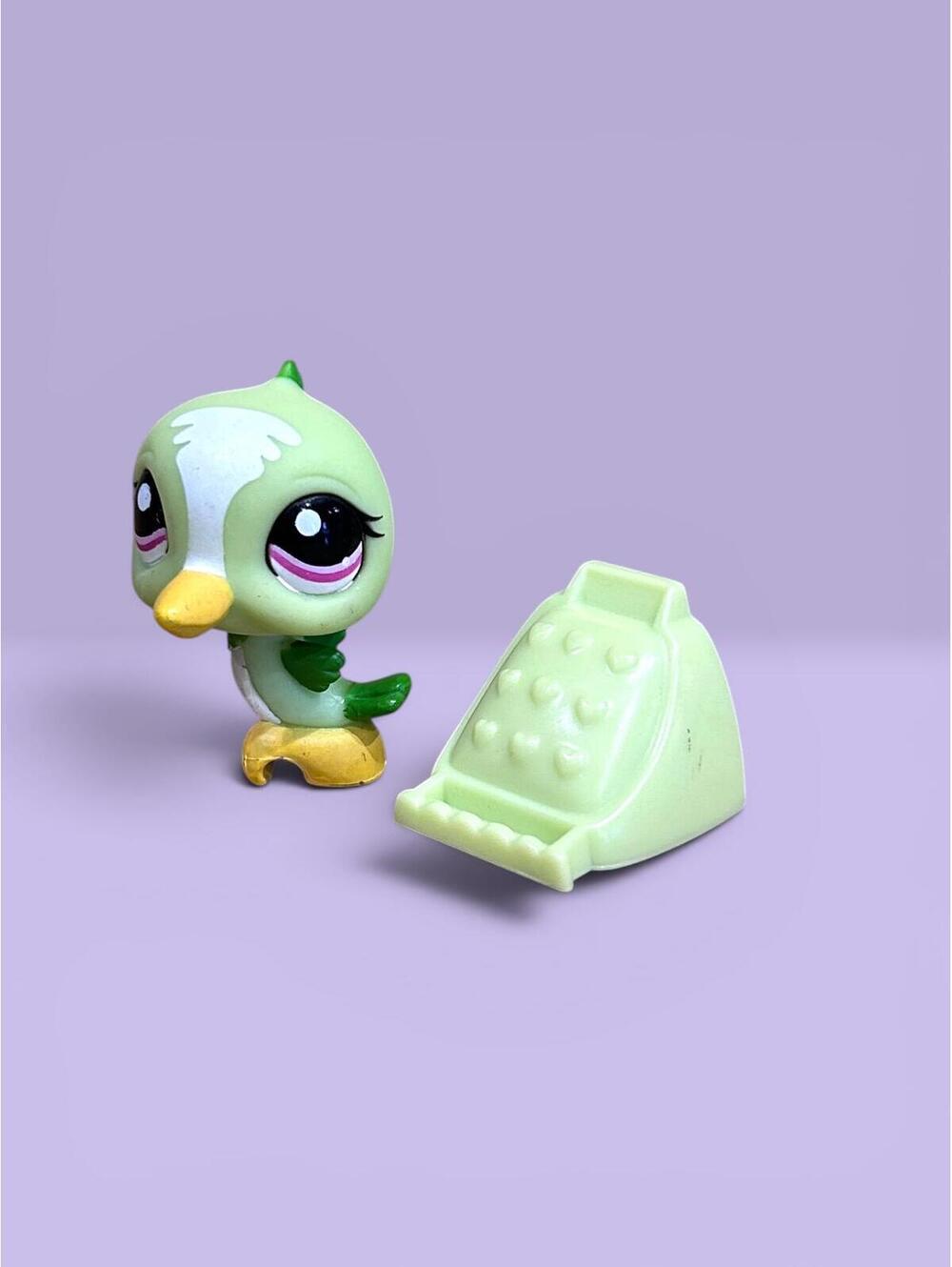 Littlest Pet Shop LPS Hummingbird #1127 with Cash Register Accessory